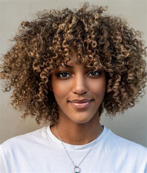 caramel curly hair color ideas